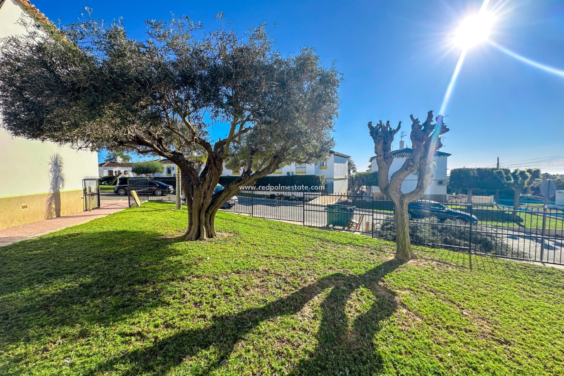 Resale - Apartments -
Orihuela Costa - Villamartín