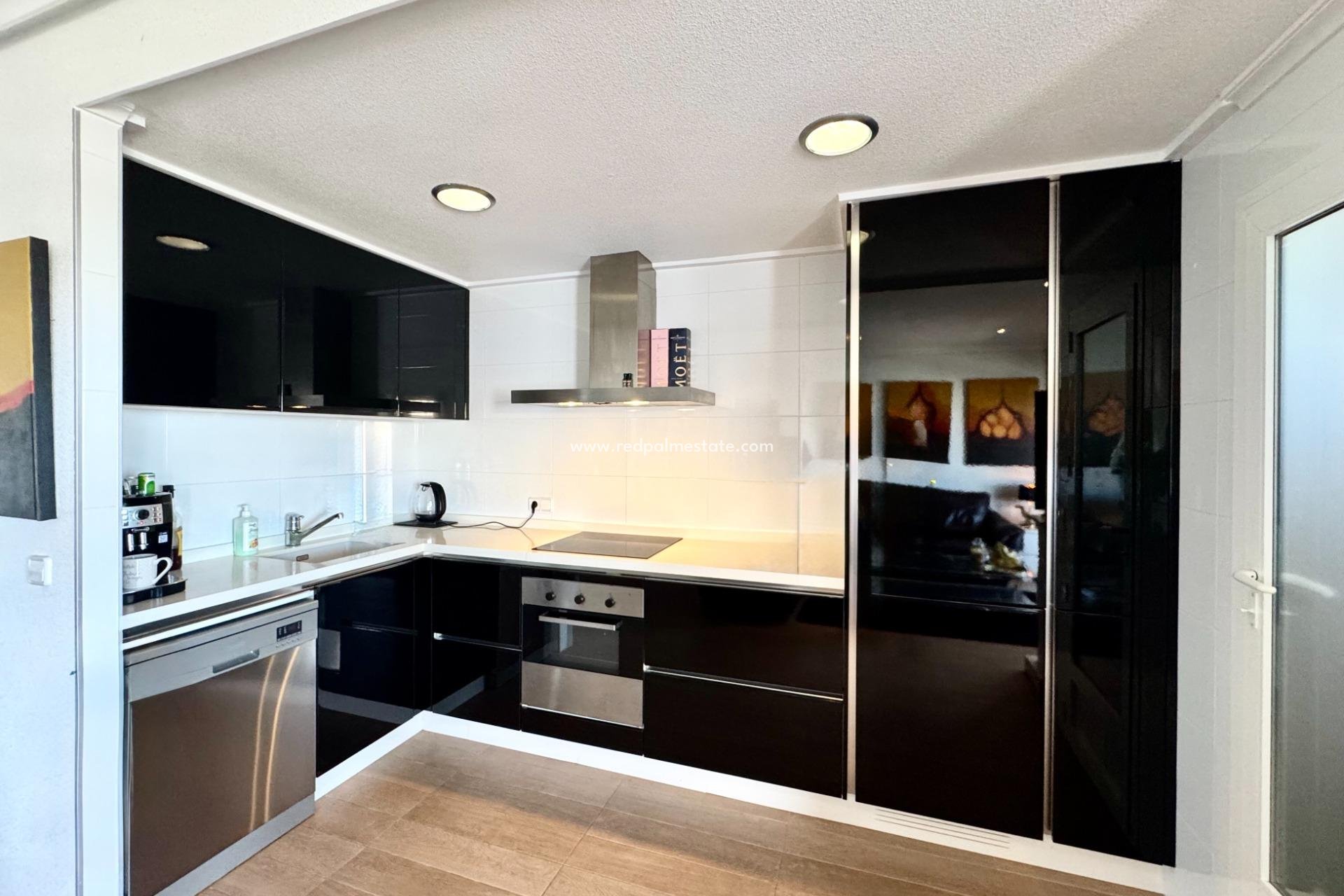 Resale - Apartments -
Orihuela Costa - Villamartín