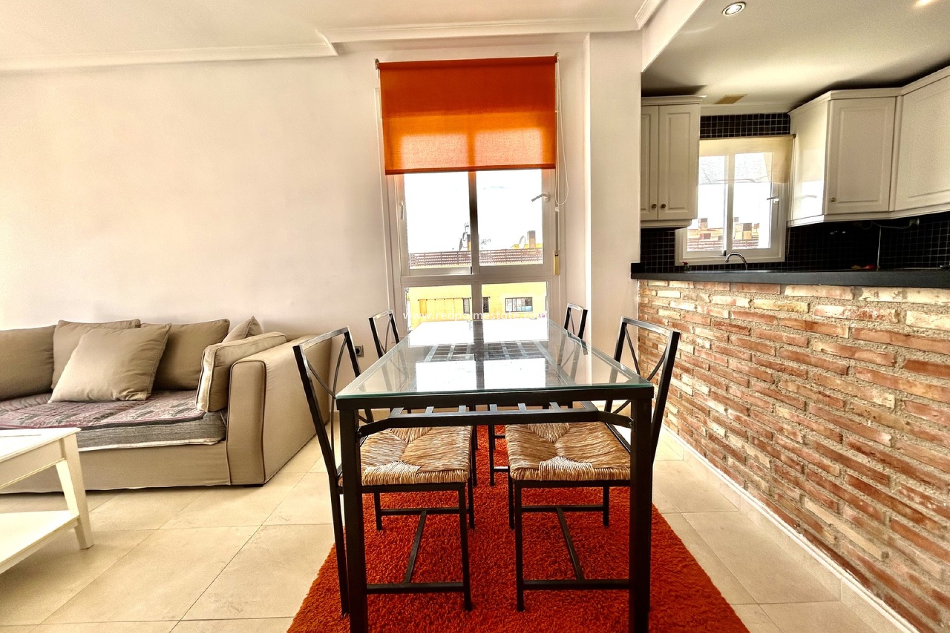 Resale - Apartments -
Orihuela Costa - Villamartín