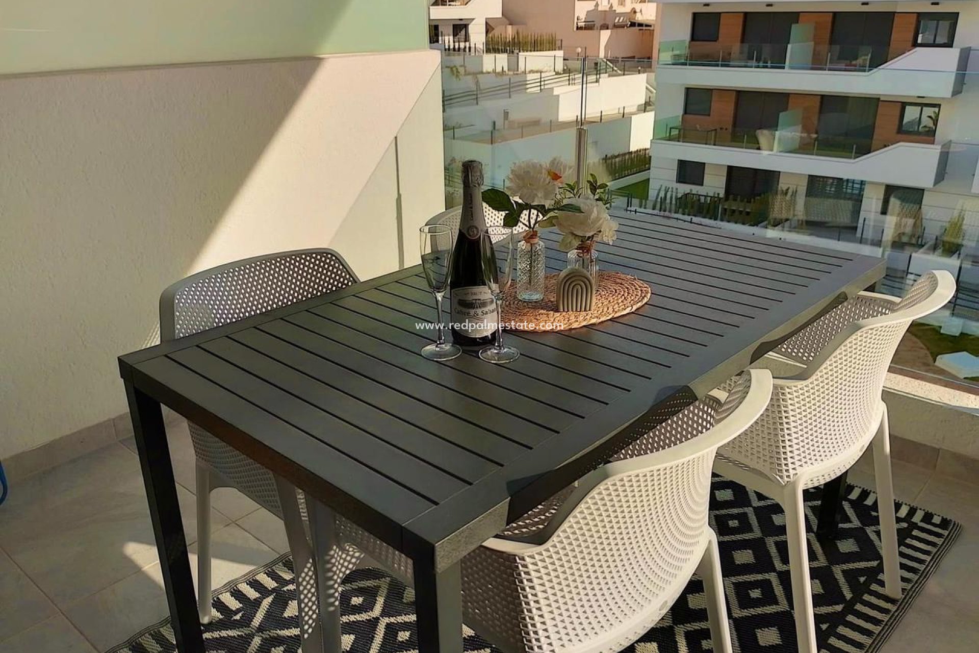 Resale - Apartments -
Orihuela Costa - Villamartín
