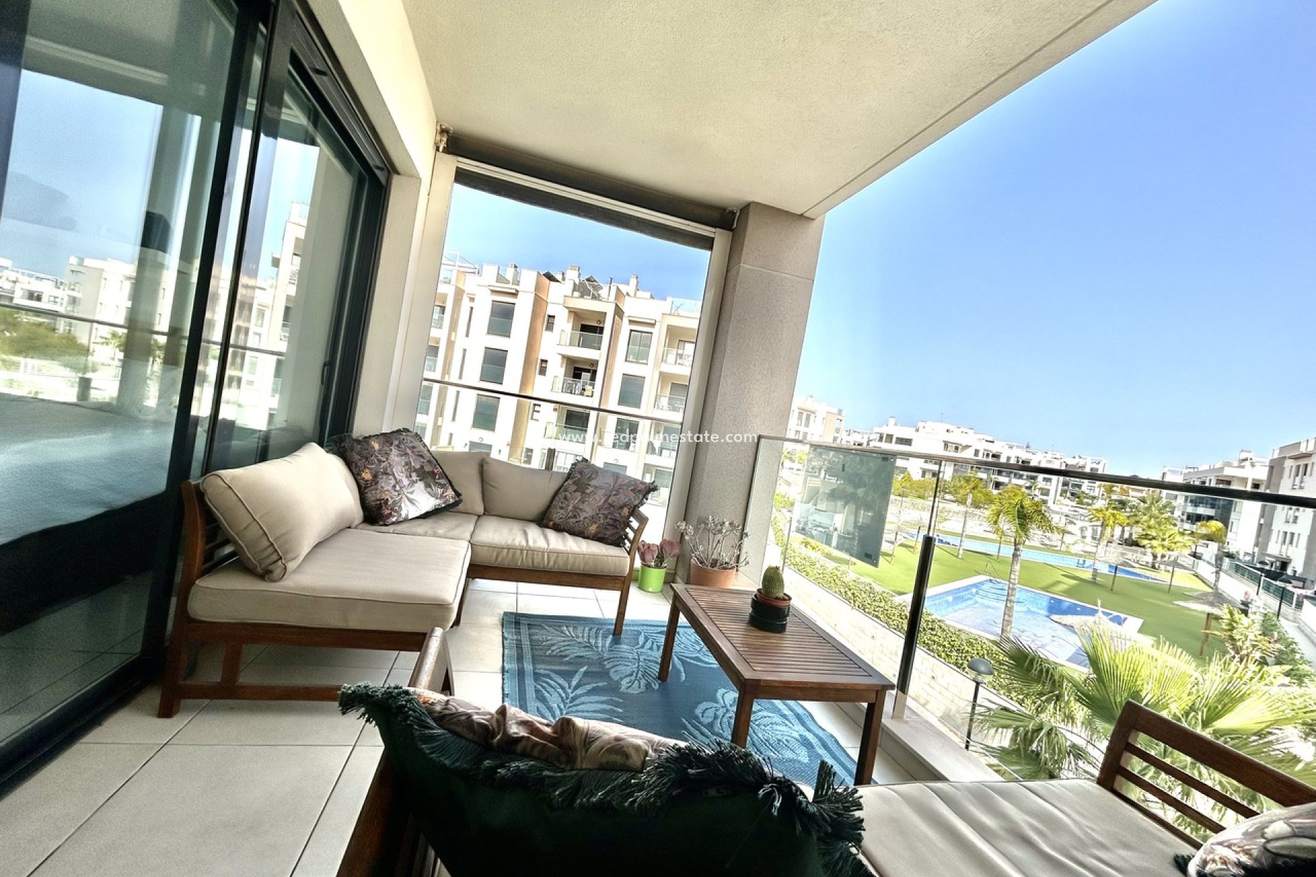 Resale - Apartments -
Orihuela Costa - Villamartín