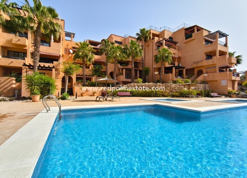 Resale - Apartments -
Orihuela Costa - Villamartín