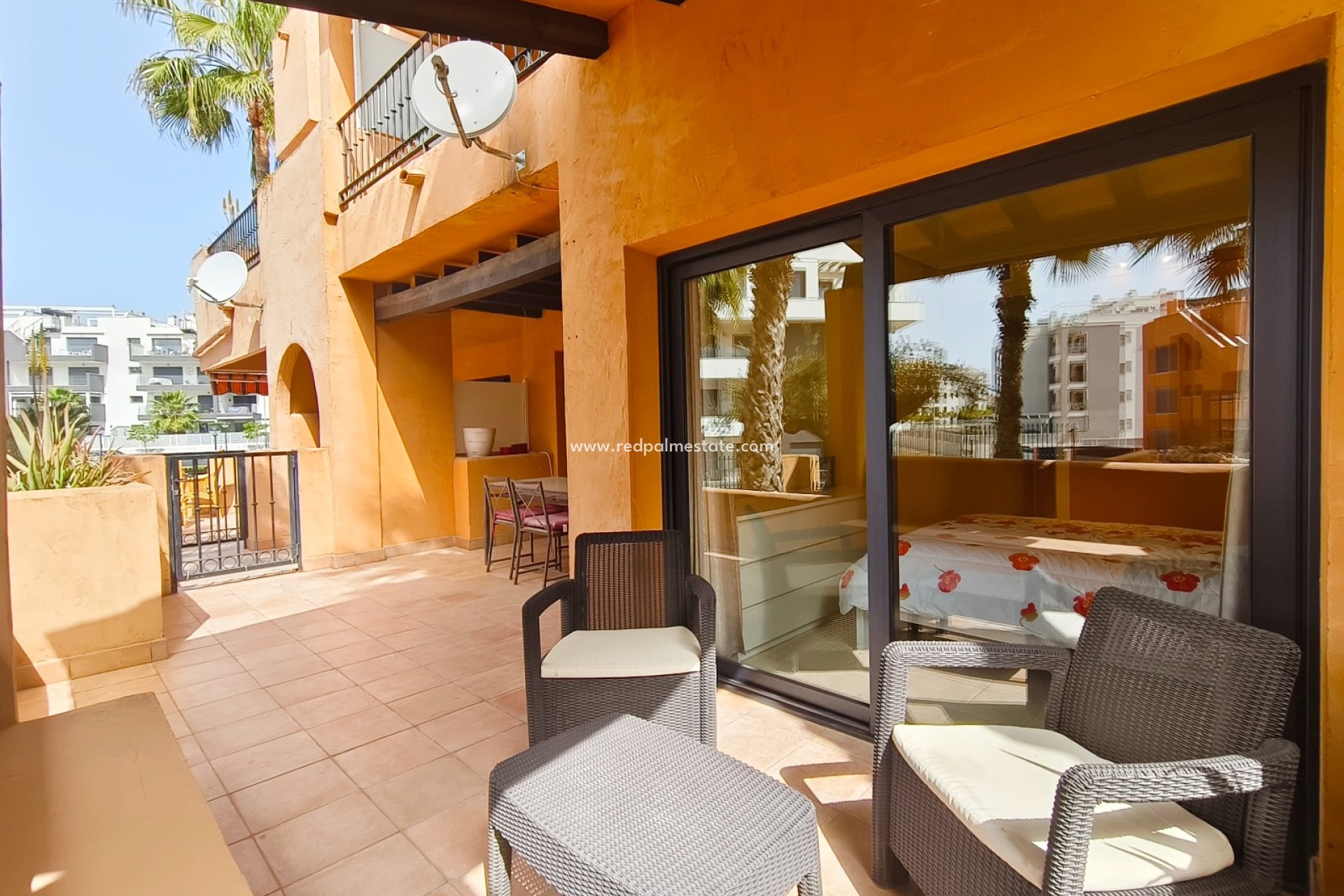 Resale - Apartments -
Orihuela Costa - Villamartín