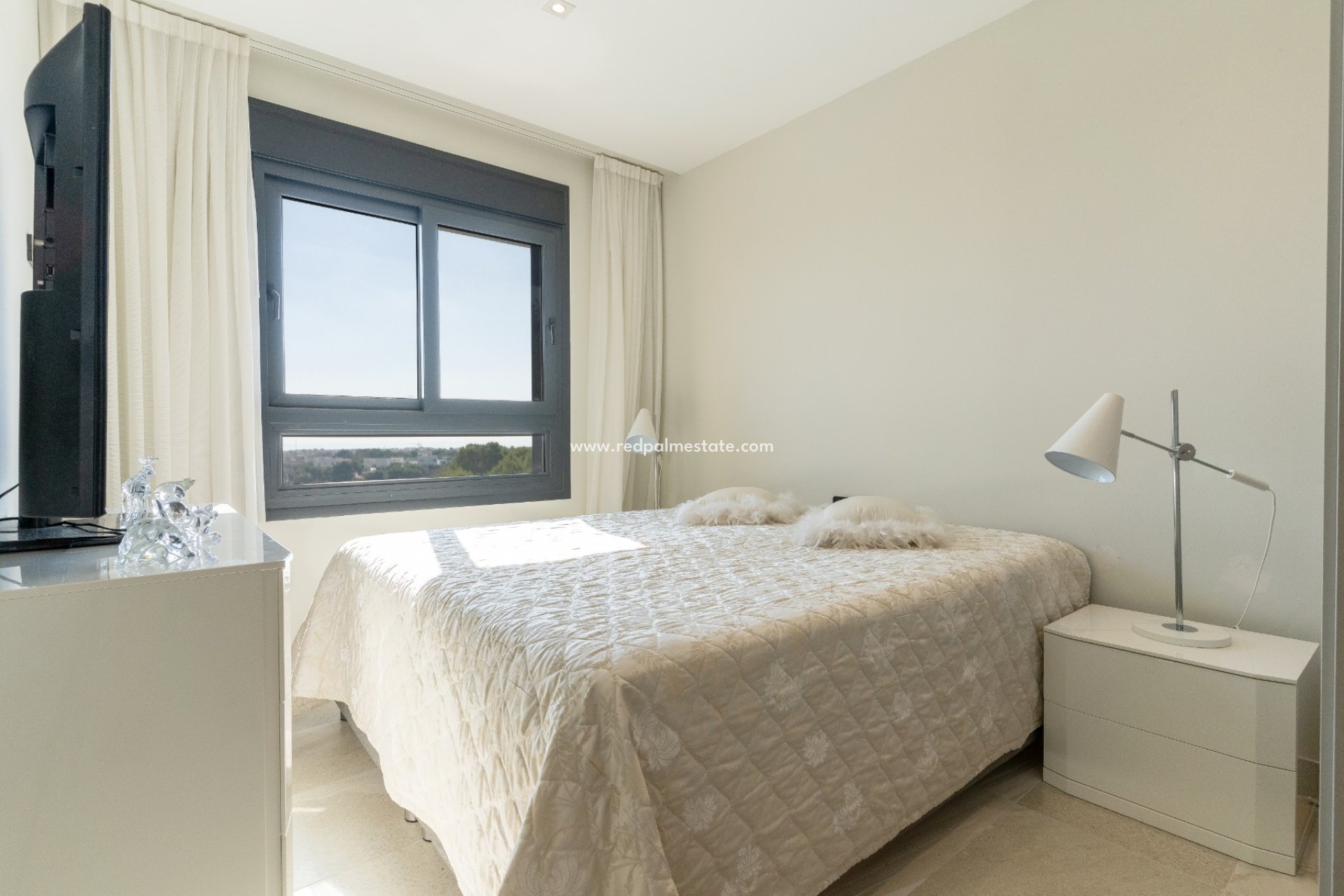 Resale - Apartments -
Orihuela Costa