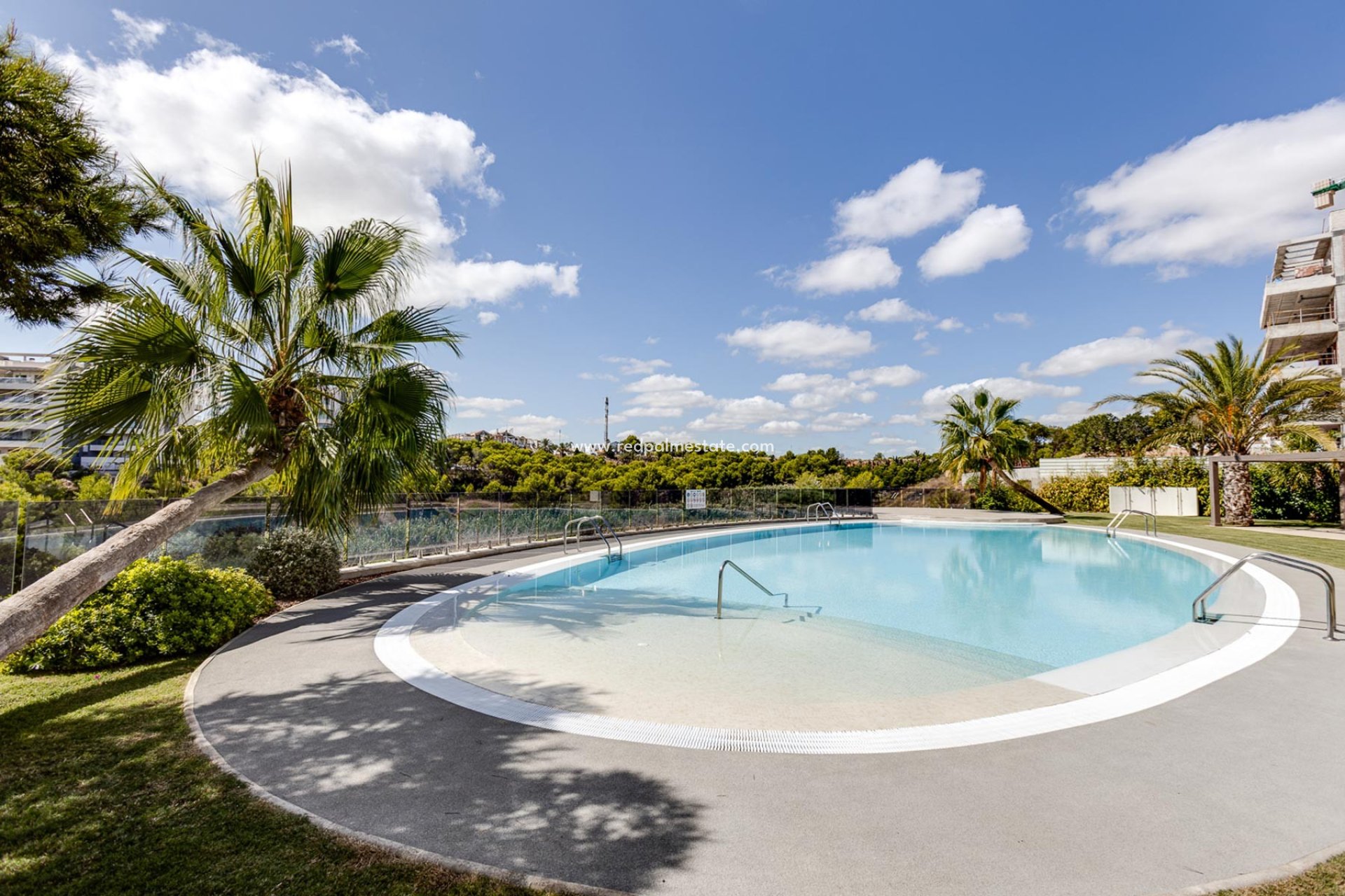 Resale - Apartments -
Orihuela Costa