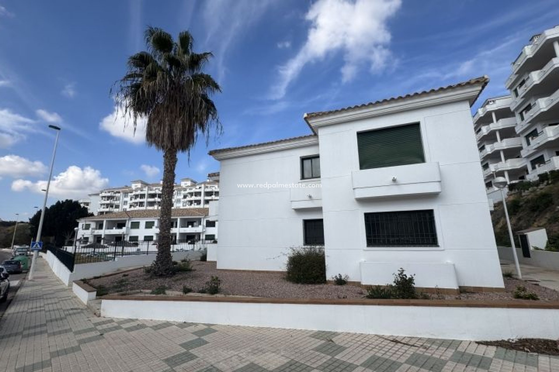 Resale - Apartments -
Orihuela Costa
