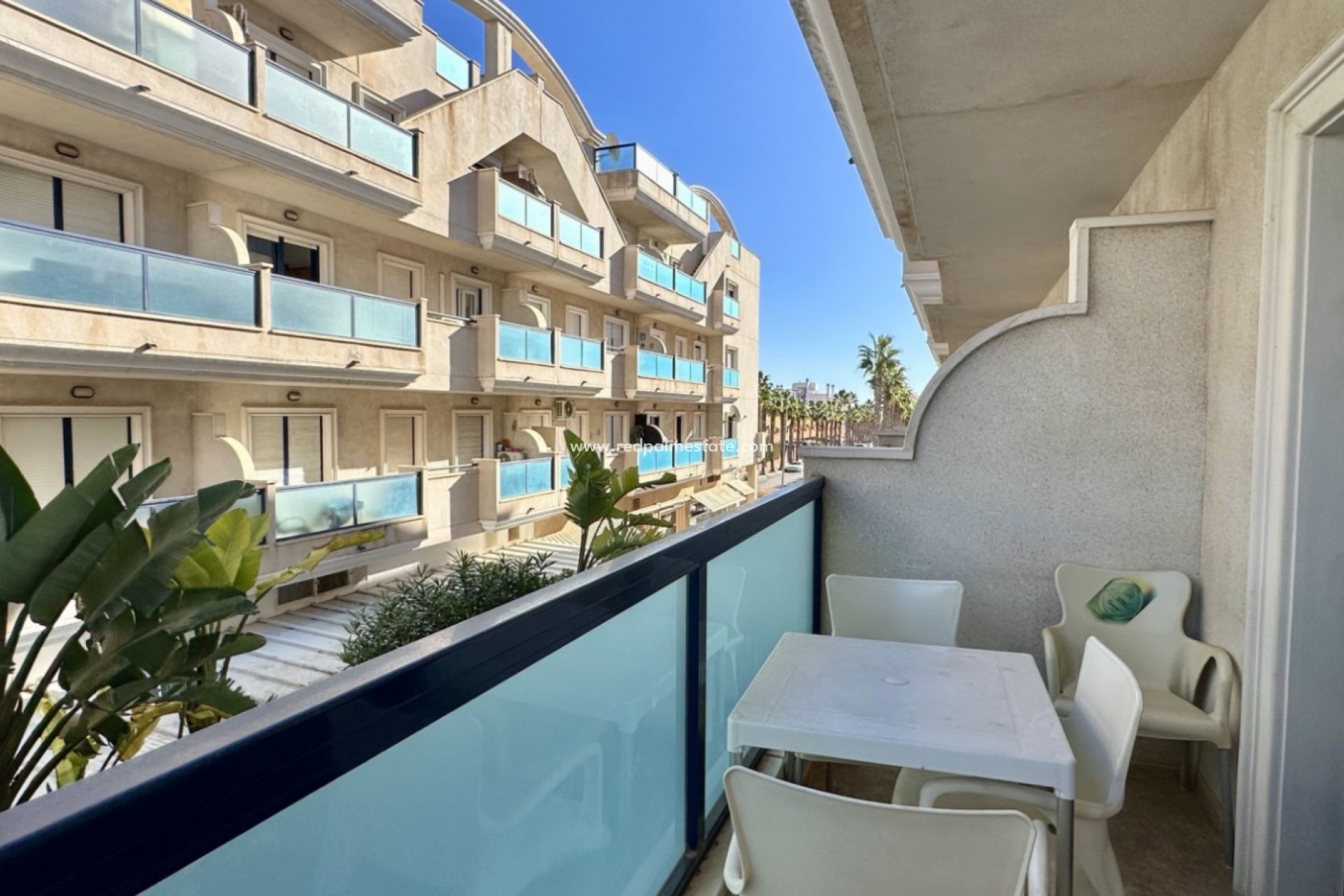 Resale - Apartments -
Orihuela Costa