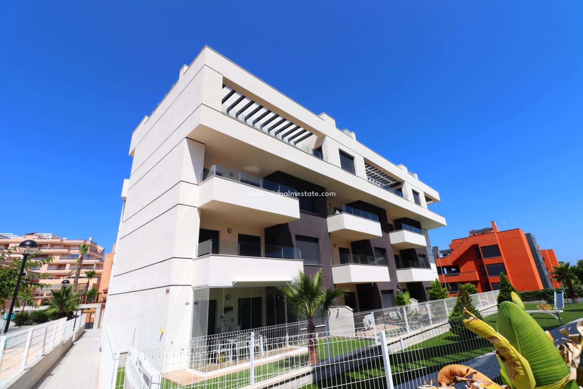 Resale - Apartments -
Orihuela Costa