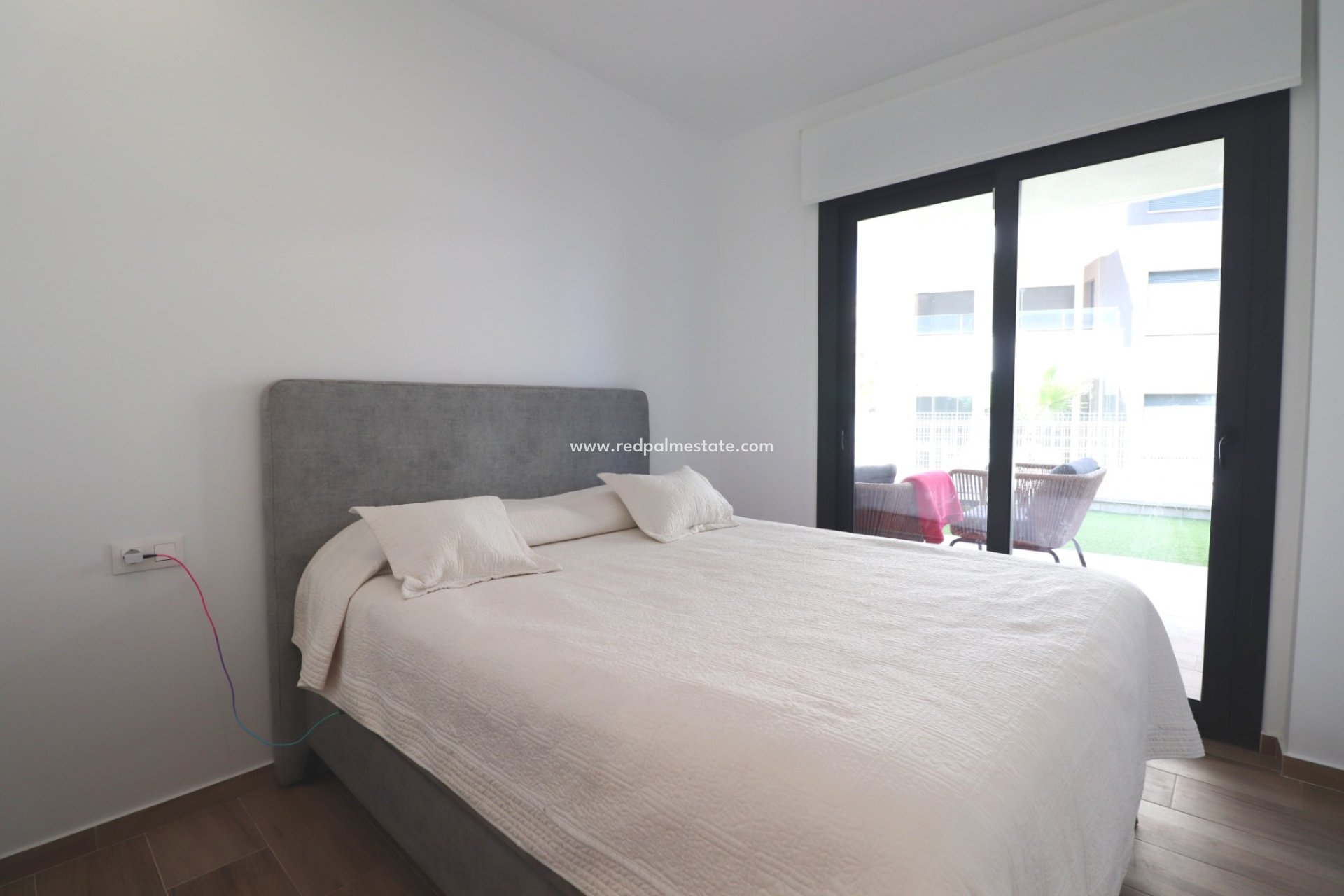 Resale - Apartments -
Orihuela Costa