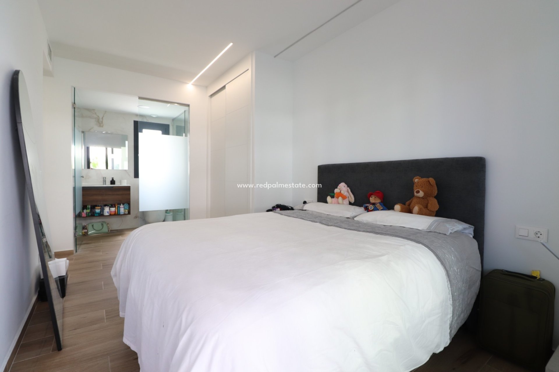 Resale - Apartments -
Orihuela Costa