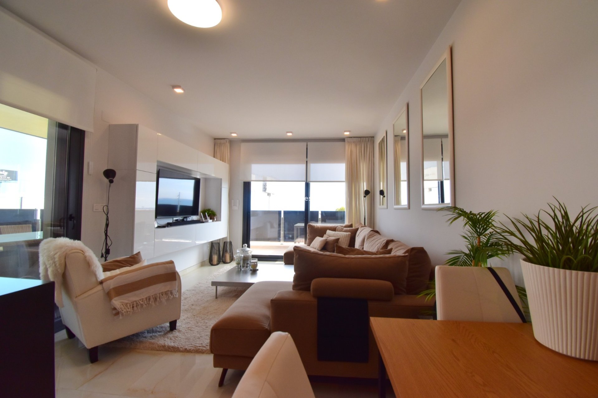 Resale - Apartments -
Orihuela Costa