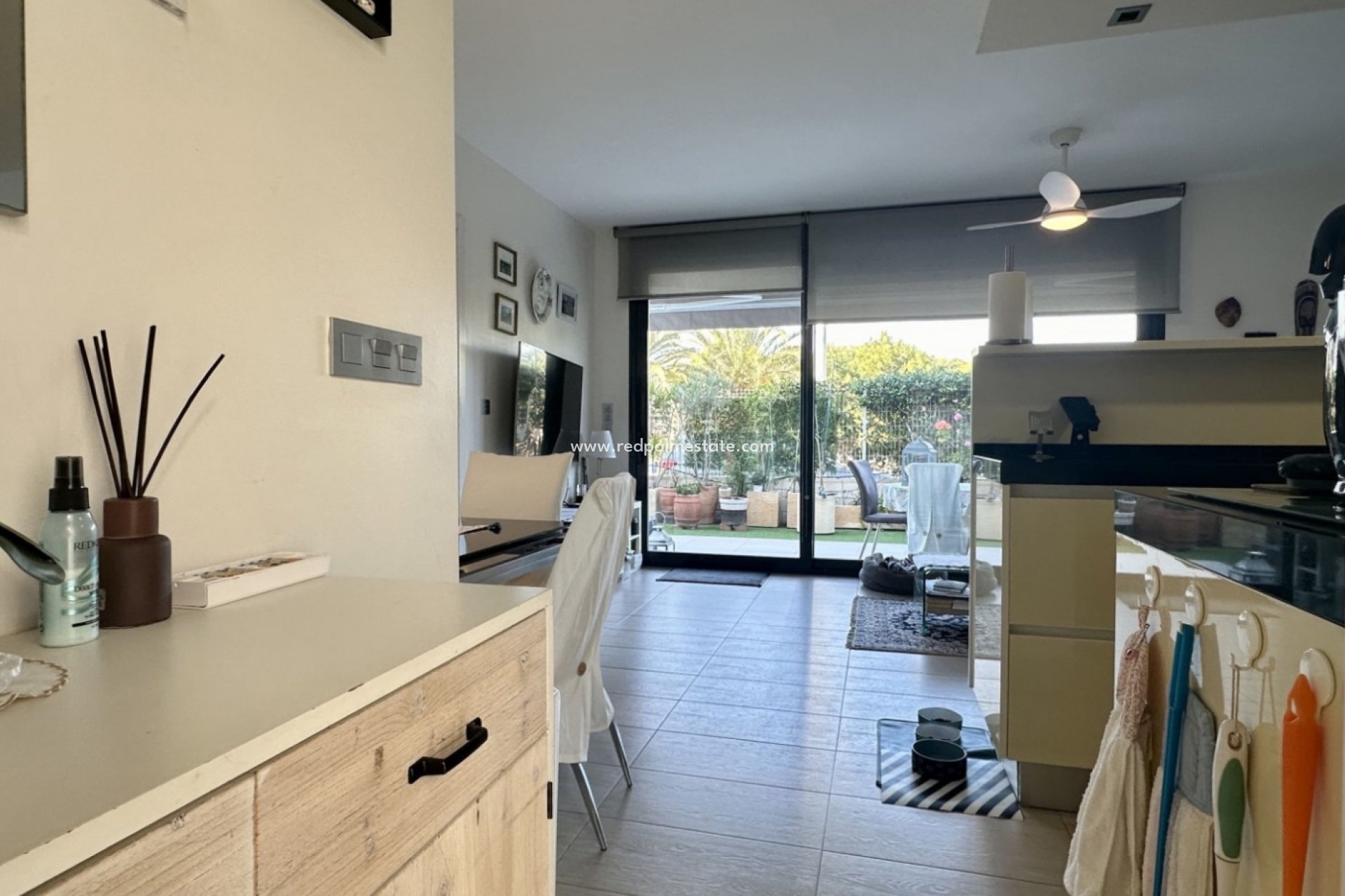 Resale - Apartments -
Orihuela Costa