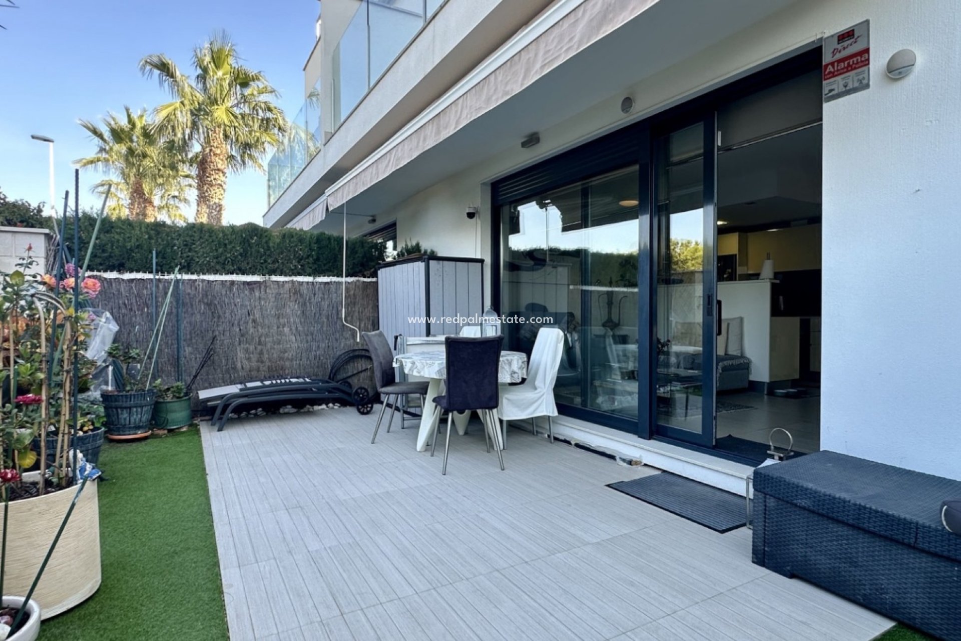 Resale - Apartments -
Orihuela Costa