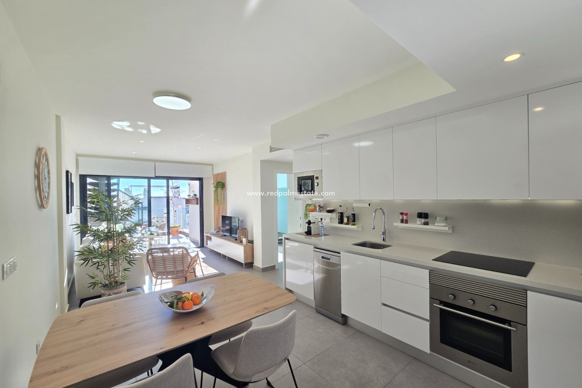 Resale - Apartments -
Orihuela Costa