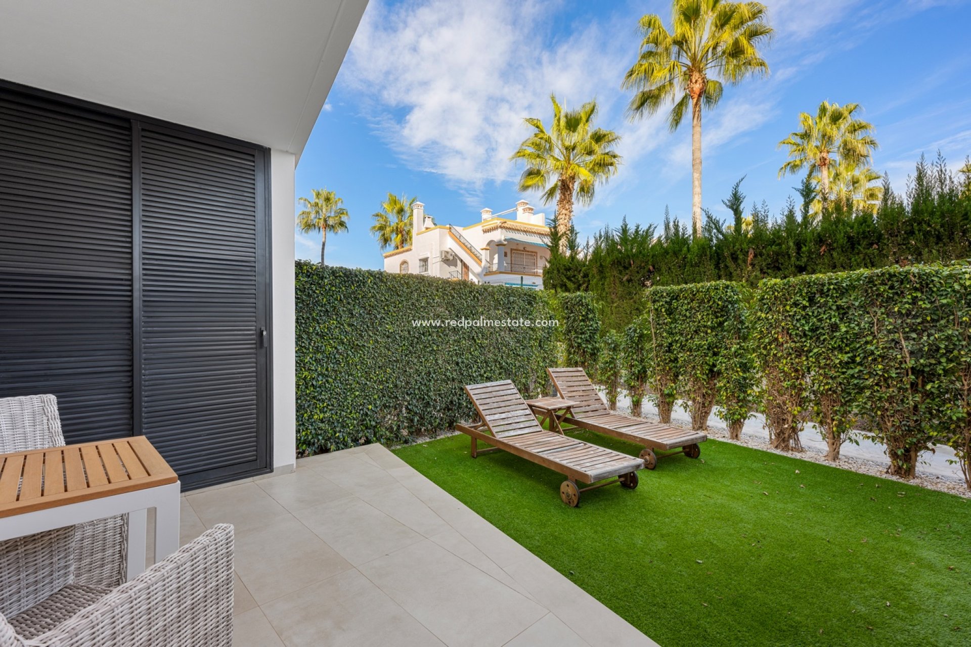 Resale - Apartments -
Orihuela Costa