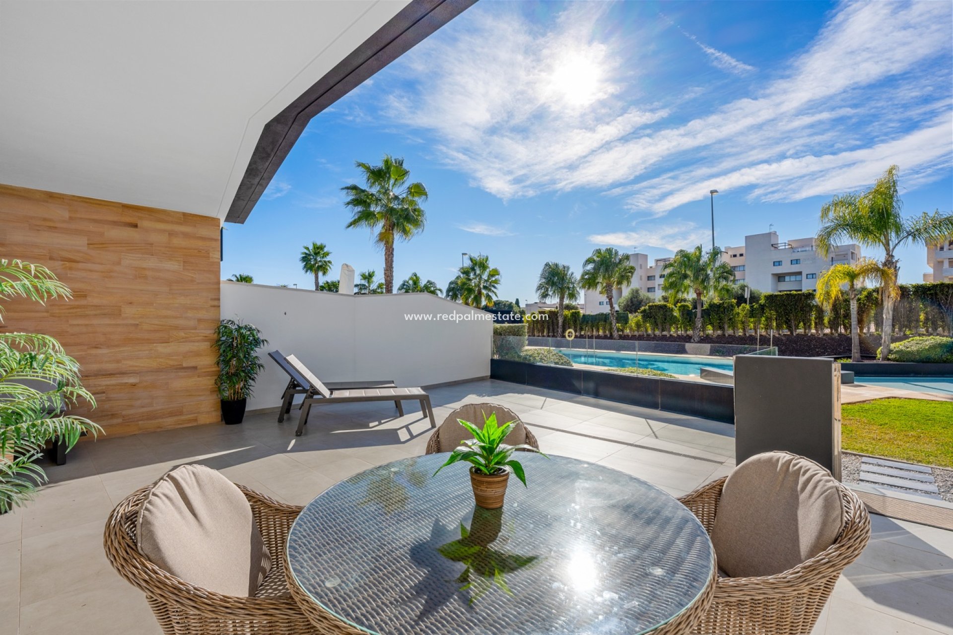 Resale - Apartments -
Orihuela Costa