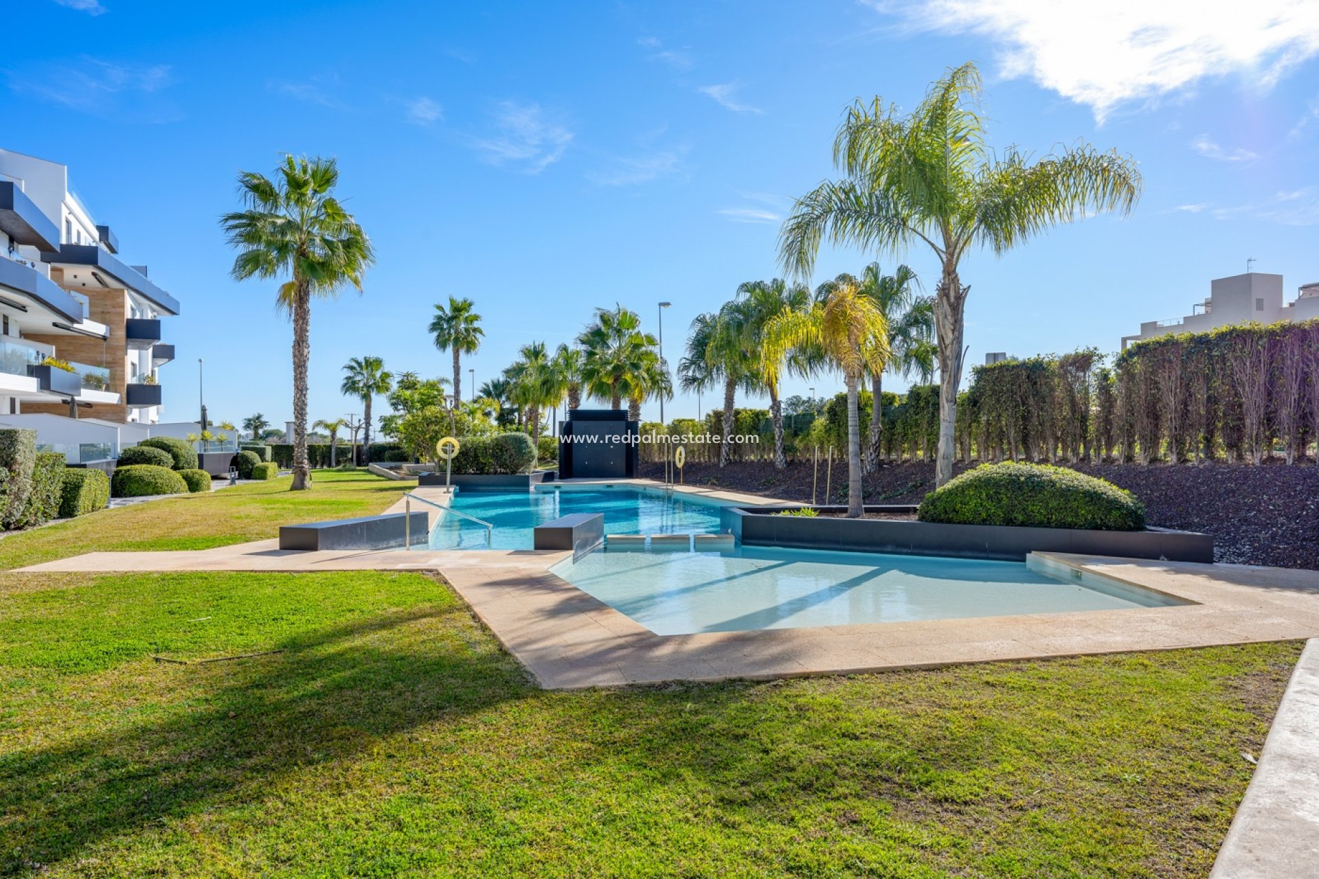 Resale - Apartments -
Orihuela Costa