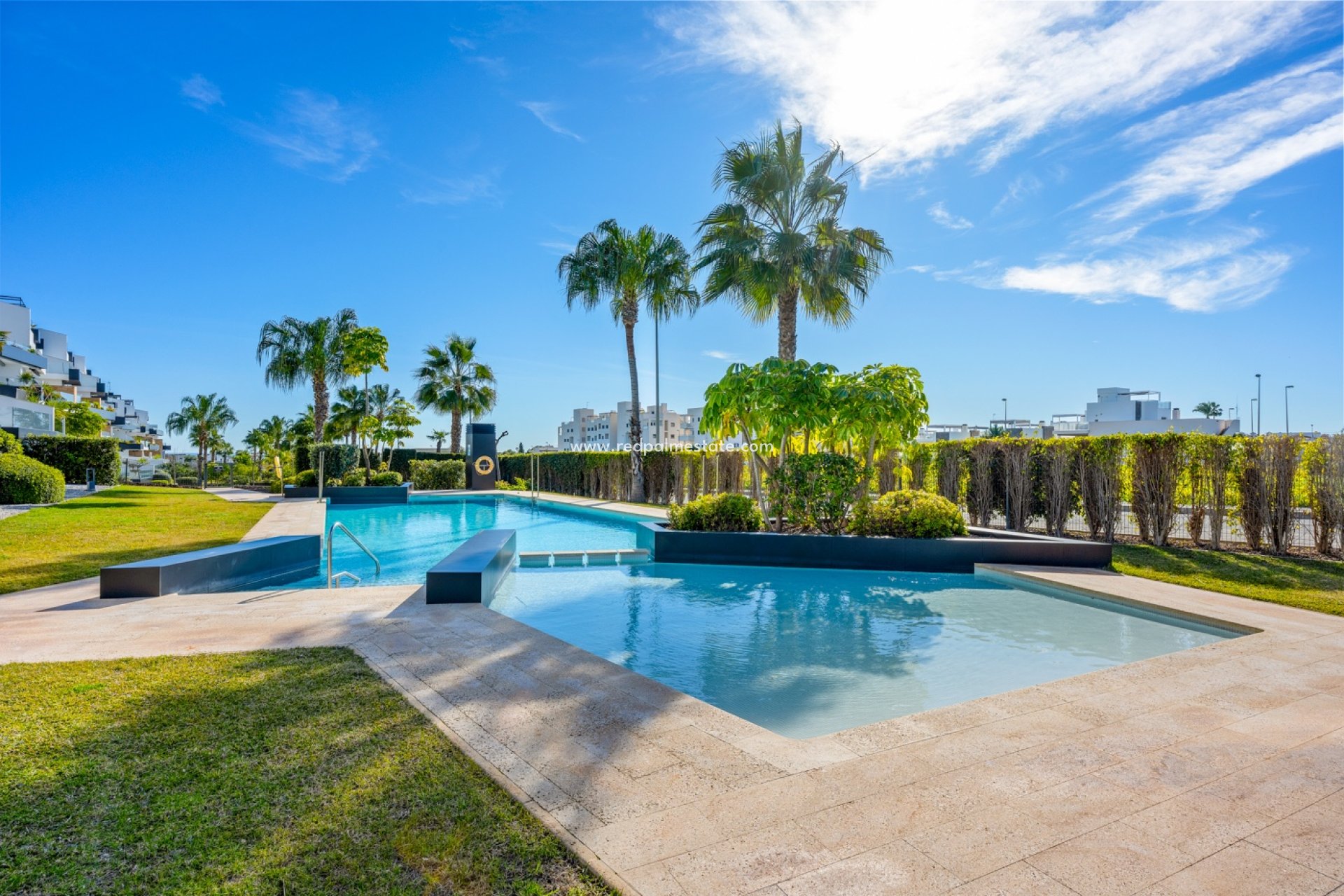 Resale - Apartments -
Orihuela Costa