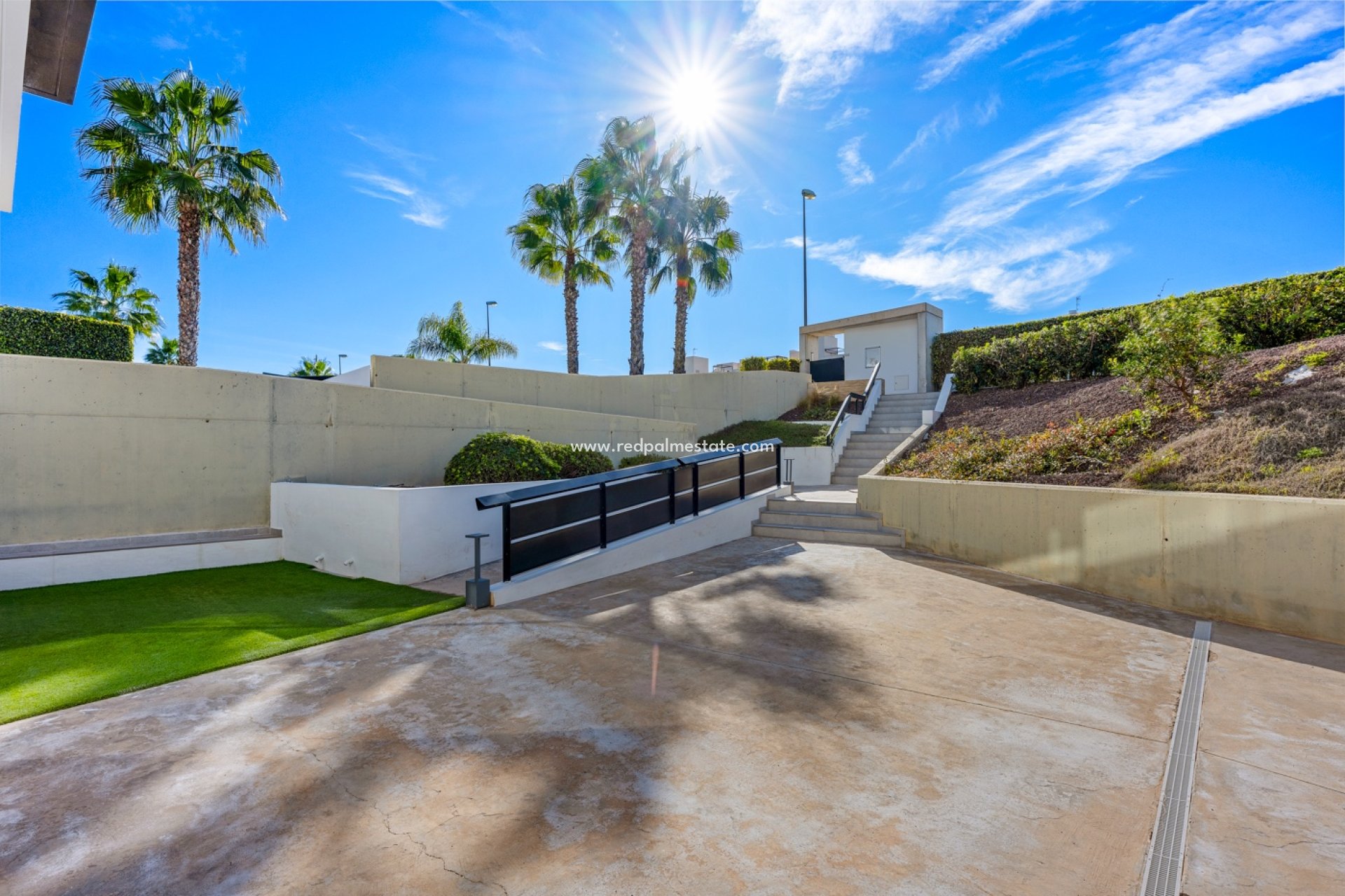 Resale - Apartments -
Orihuela Costa