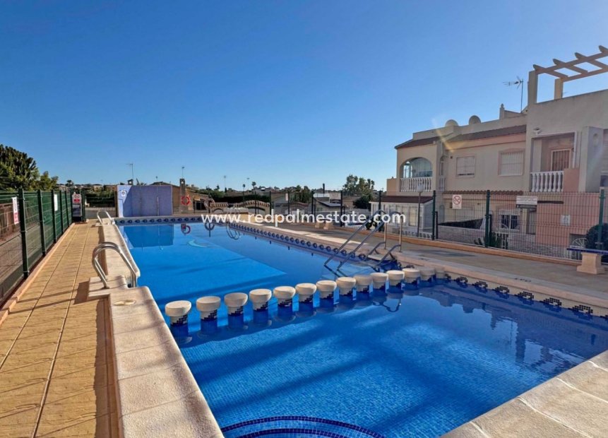 Resale - Apartments -
Orihuela Costa