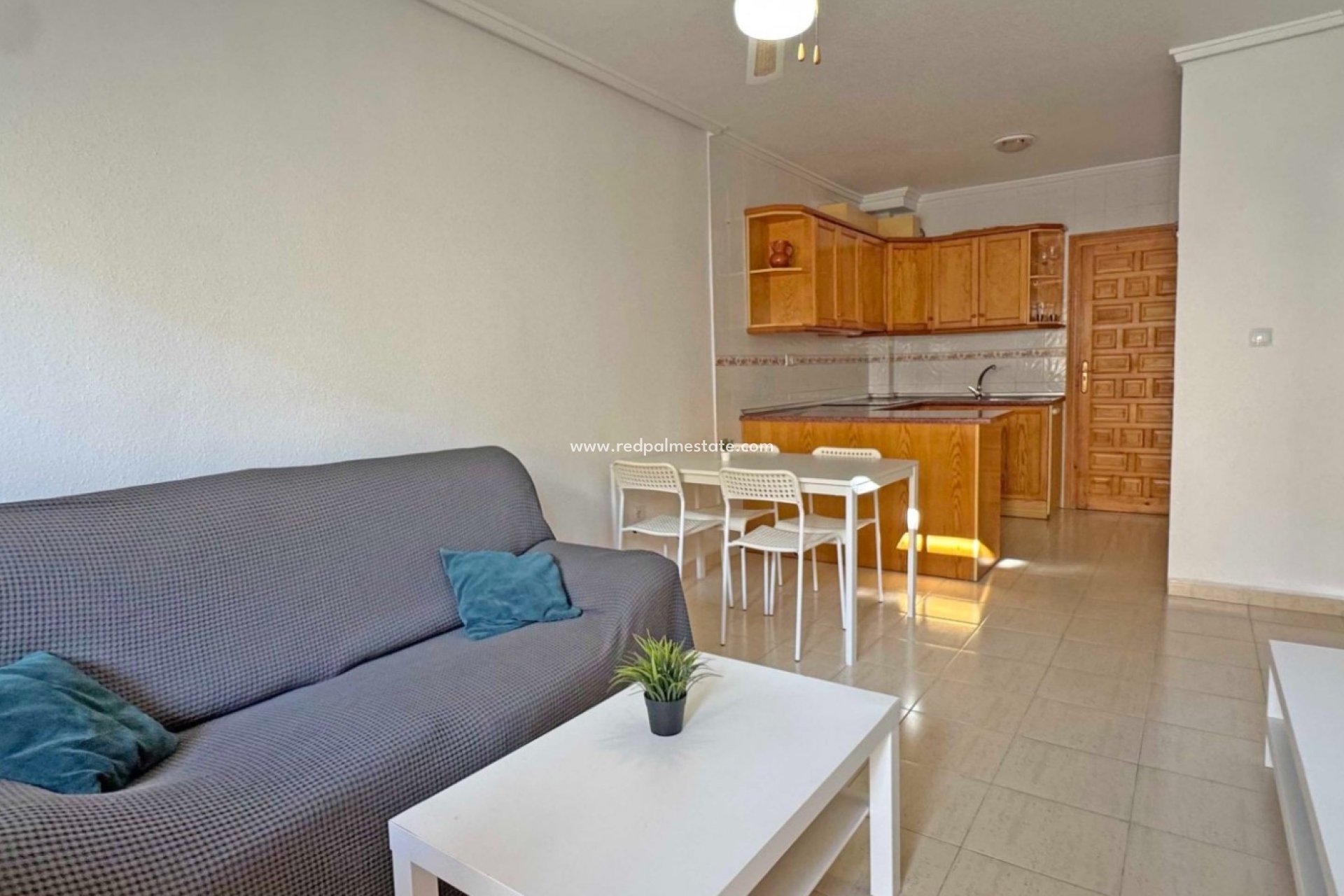 Resale - Apartments -
Orihuela Costa