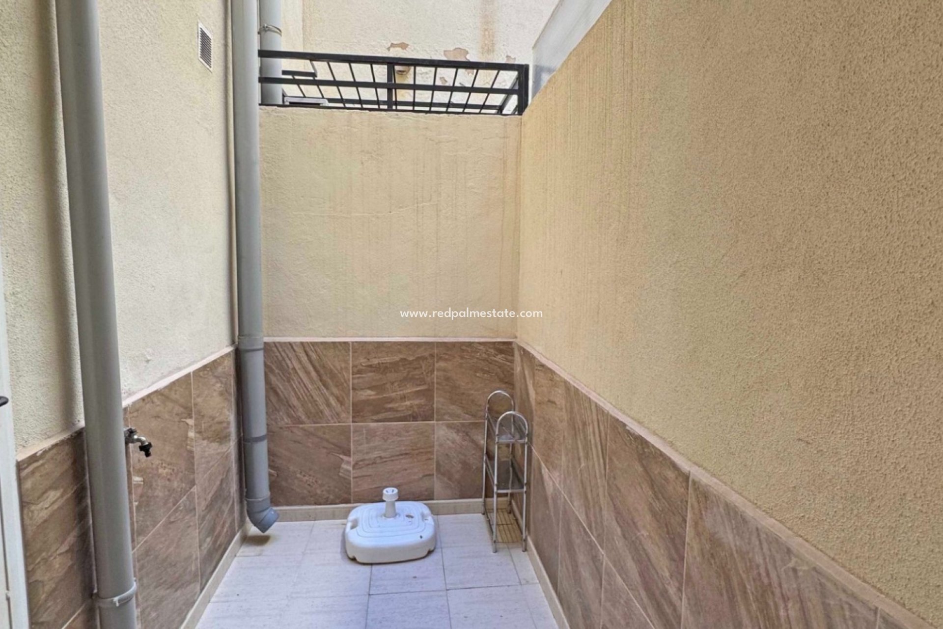 Resale - Apartments -
Orihuela Costa