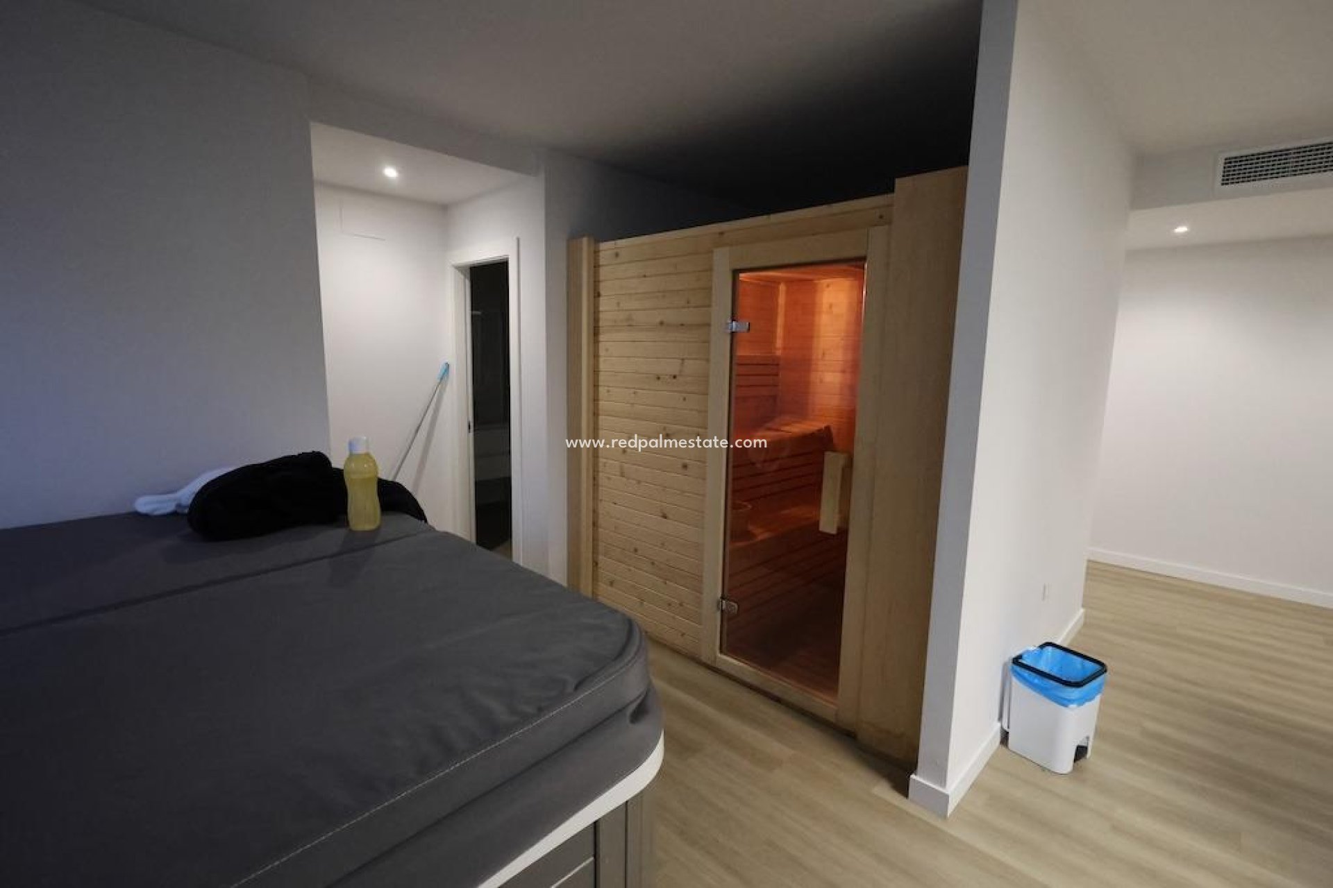 Resale - Apartments -
Orihuela Costa