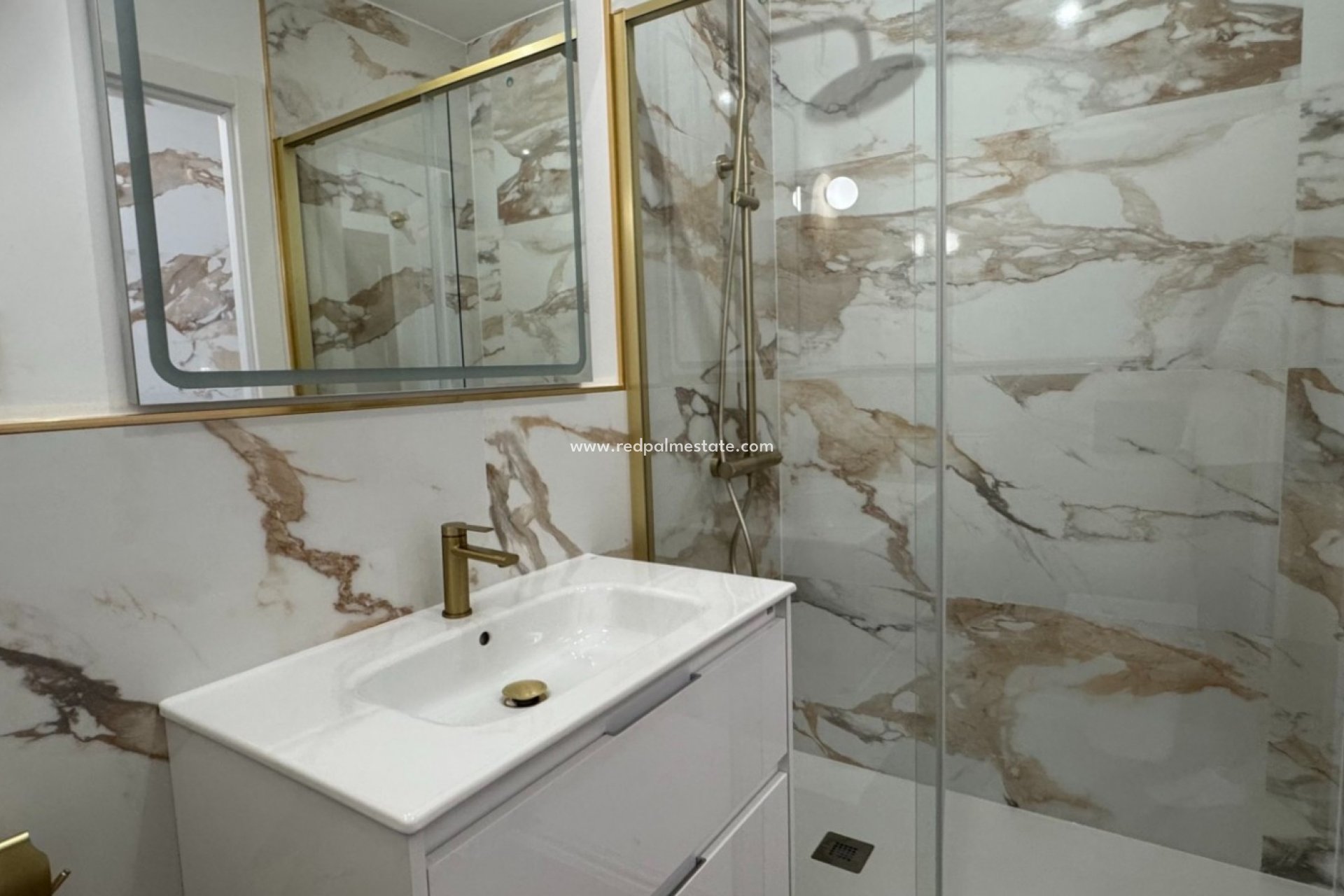 Resale - Apartments -
Orihuela Costa