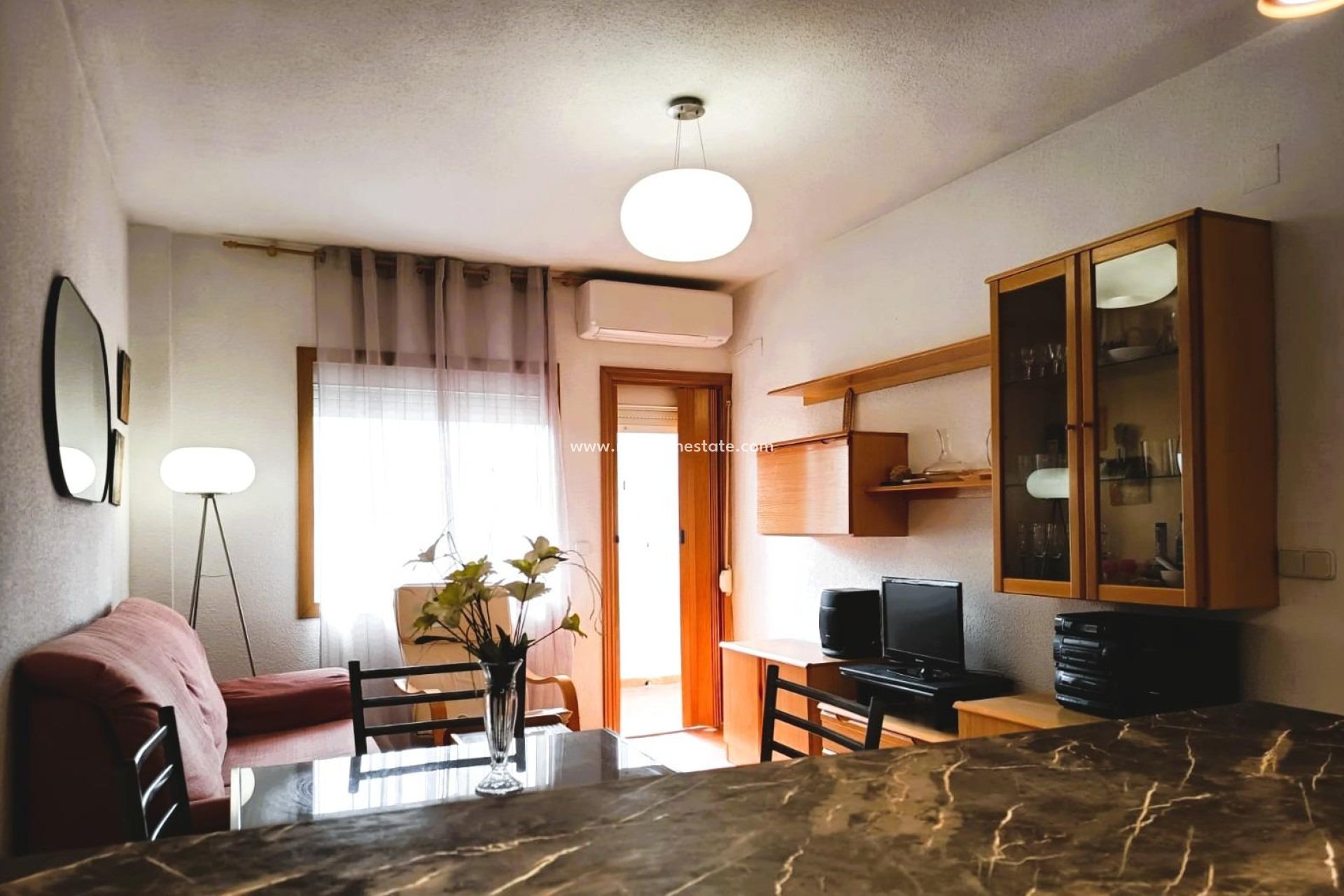 Resale - Apartments -
Orihuela Costa