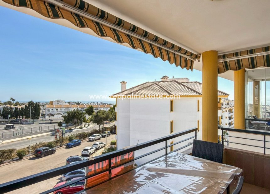 Resale - Apartments -
Orihuela Costa