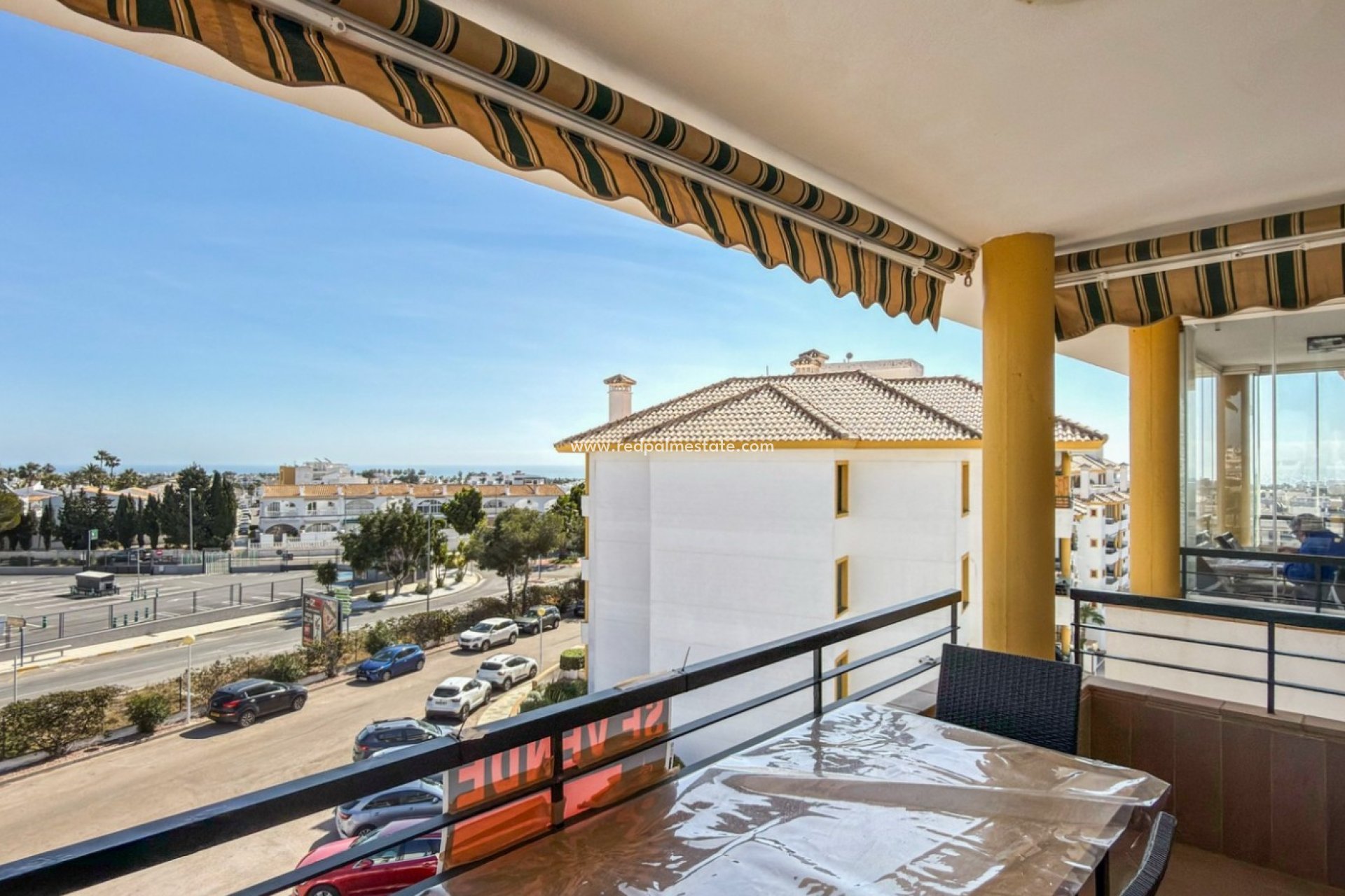 Resale - Apartments -
Orihuela Costa