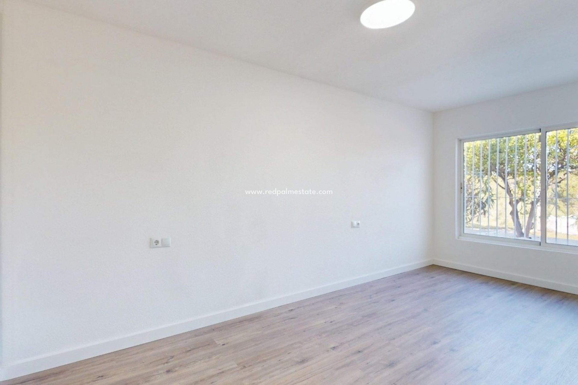 Resale - Apartments -
Orihuela Costa