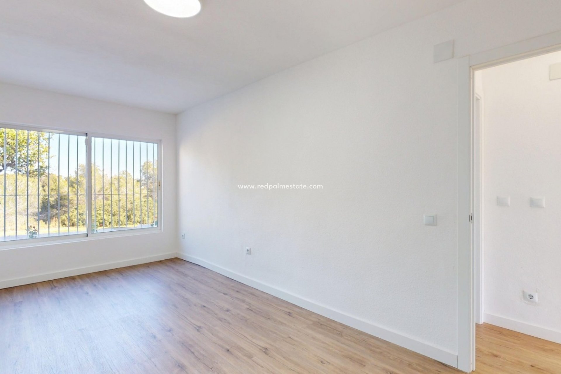 Resale - Apartments -
Orihuela Costa