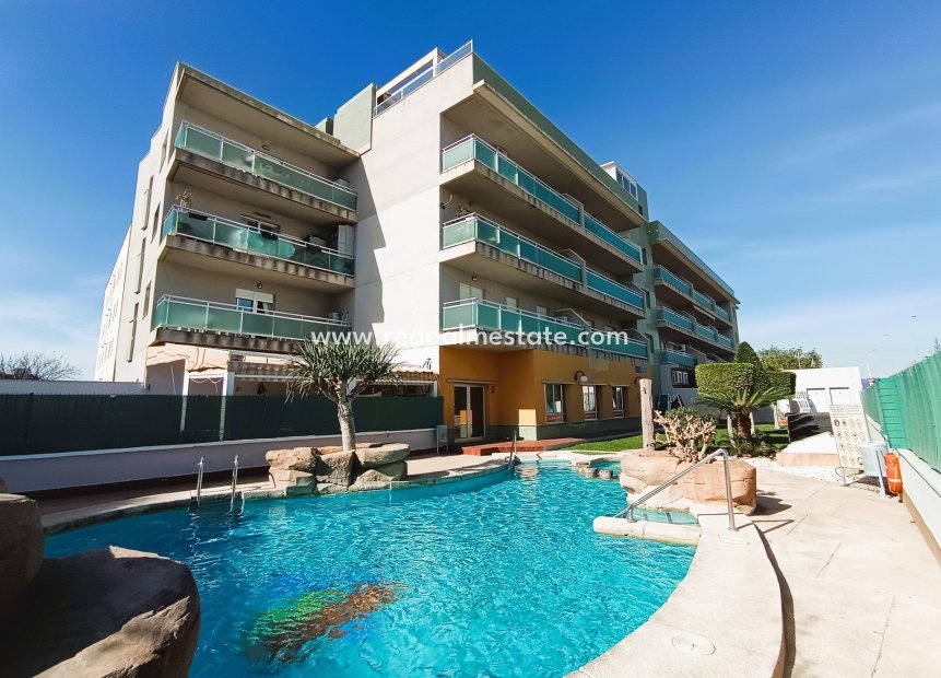 Resale - Apartments -
Orihuela Costa