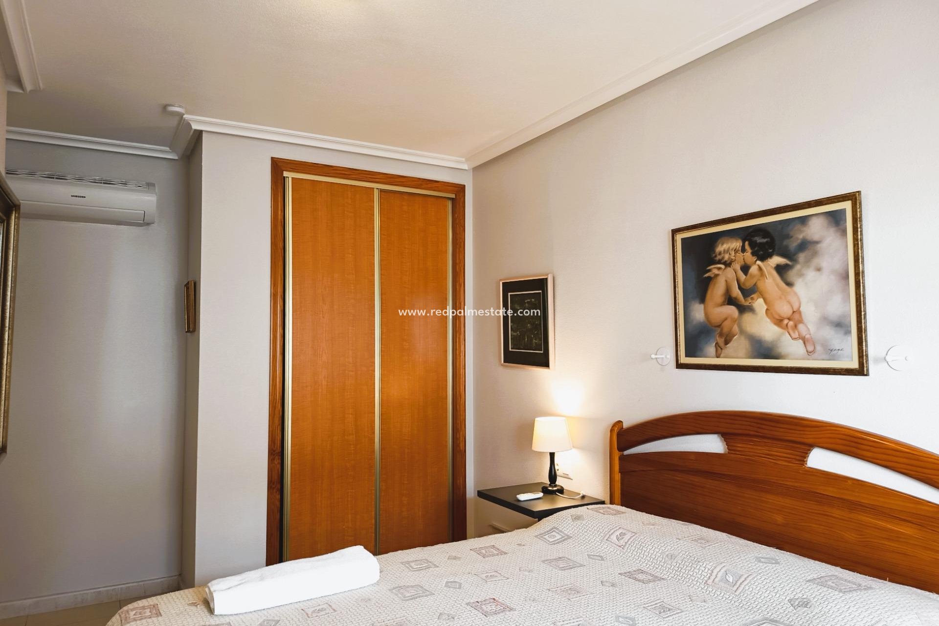 Resale - Apartments -
Orihuela Costa