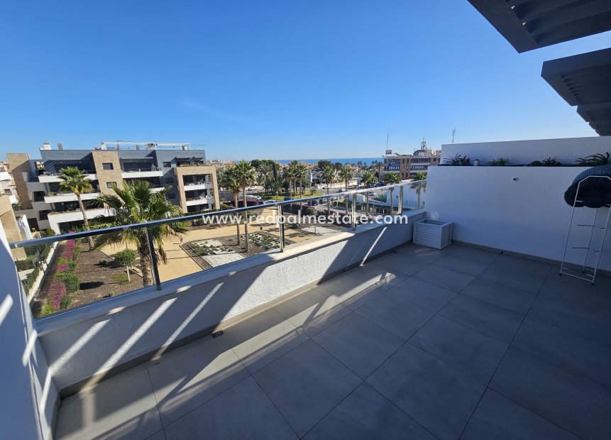 Resale - Apartments -
Orihuela Costa