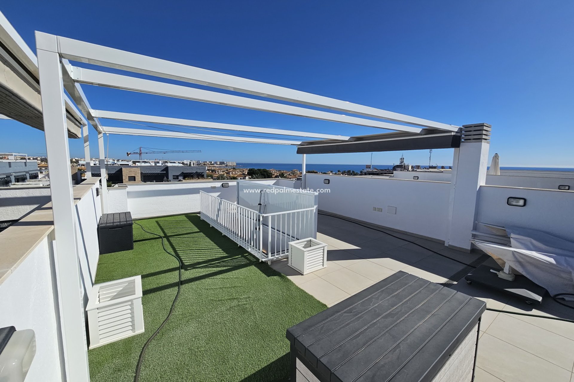 Resale - Apartments -
Orihuela Costa