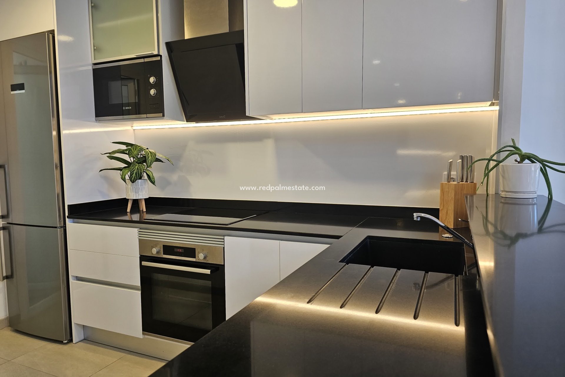 Resale - Apartments -
Orihuela Costa