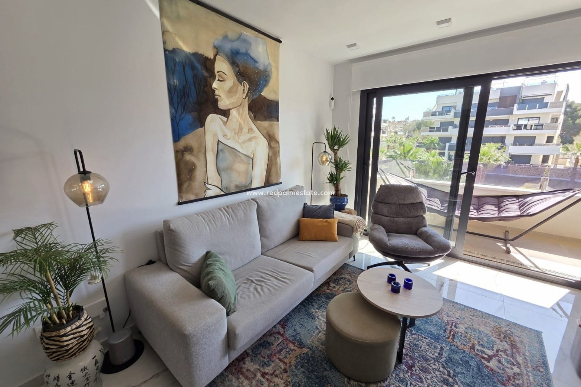 Resale - Apartments -
Orihuela Costa