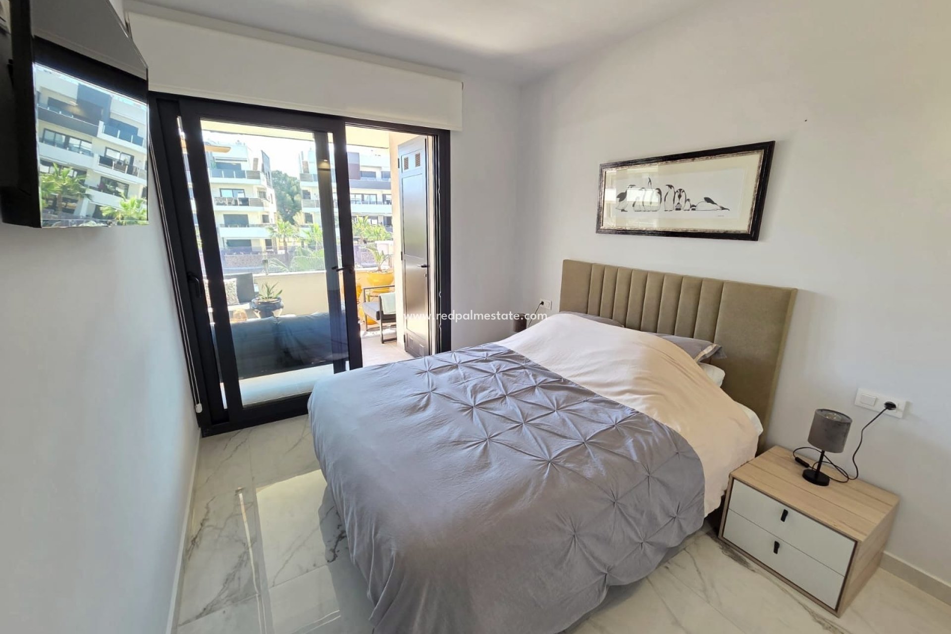 Resale - Apartments -
Orihuela Costa
