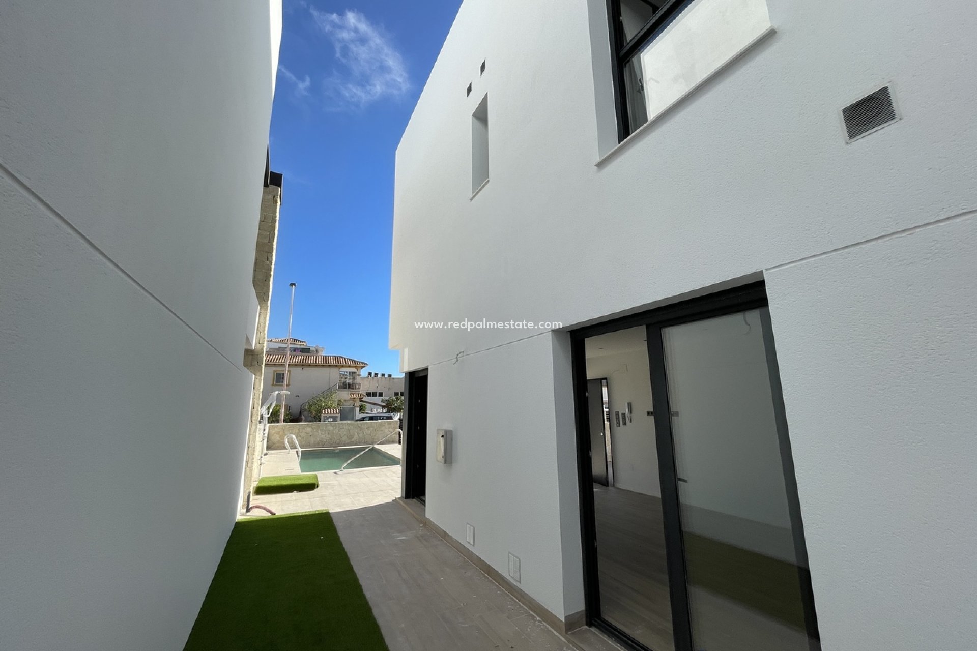 Resale - Apartments -
Pilar de la Horadada - Costa Blanca