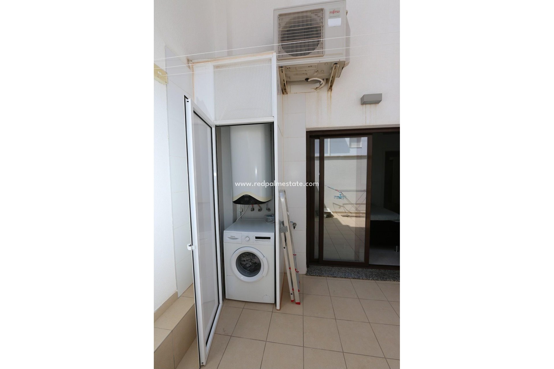 Resale - Apartments -
Pilar de la Horadada - Costa Blanca