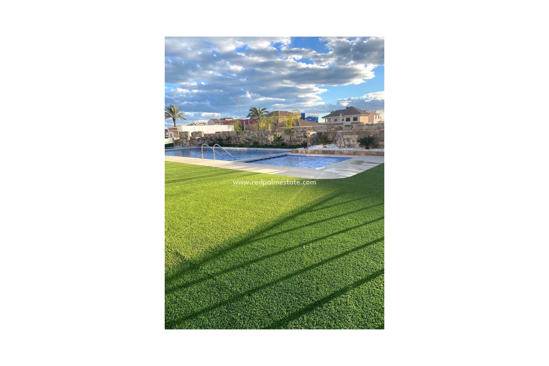 Resale - Apartments -
Pilar de la Horadada - El Pilar de la Horadada