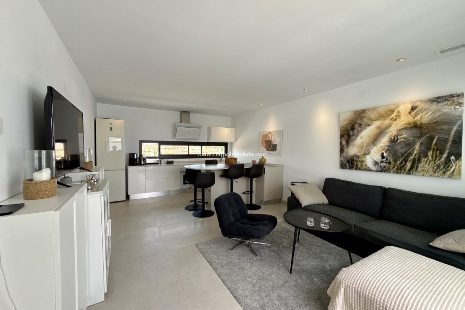 Resale - Apartments -
Pilar de la Horadada - Mil Palmeras