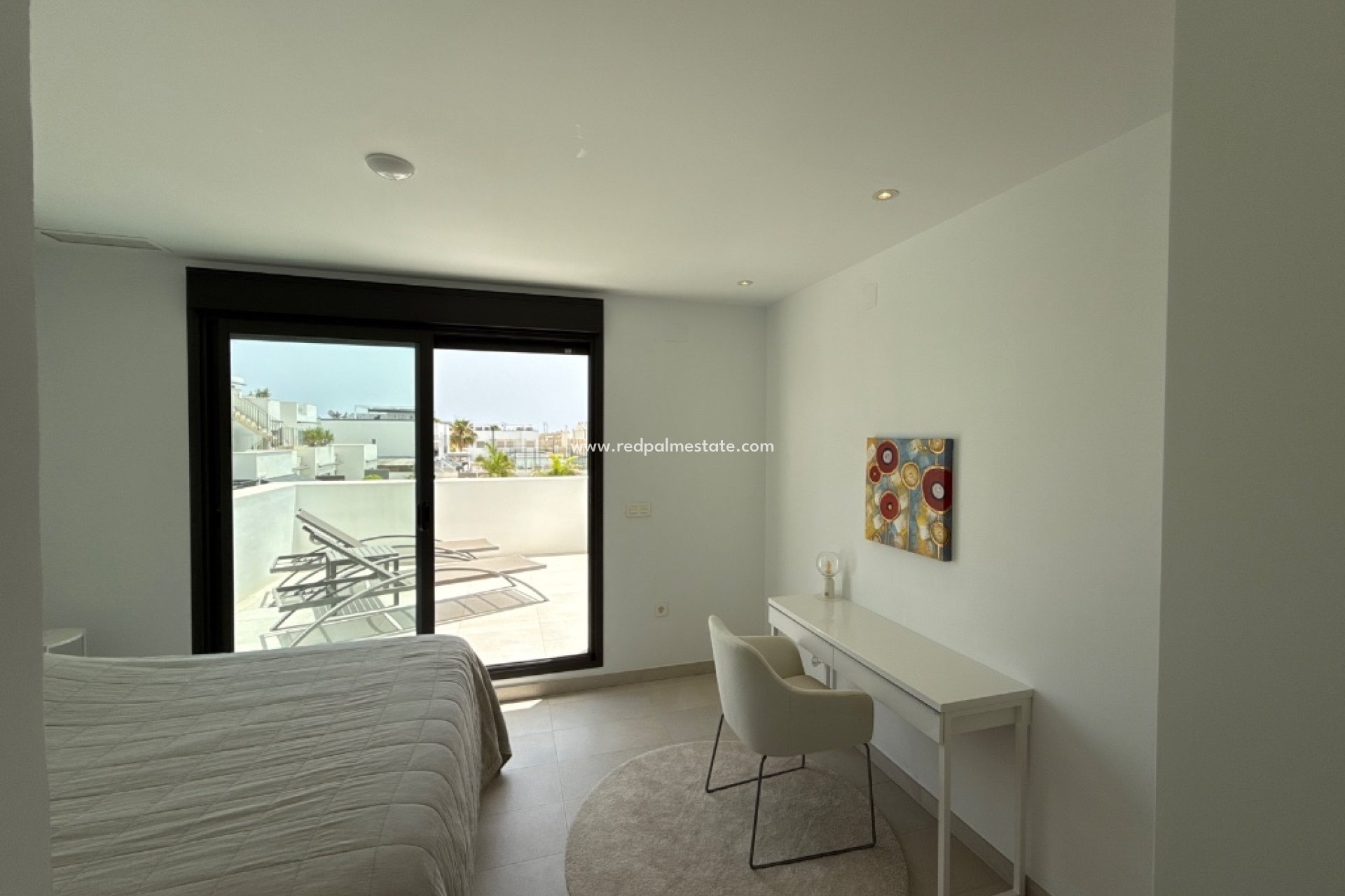 Resale - Apartments -
Pilar de la Horadada - Mil Palmeras