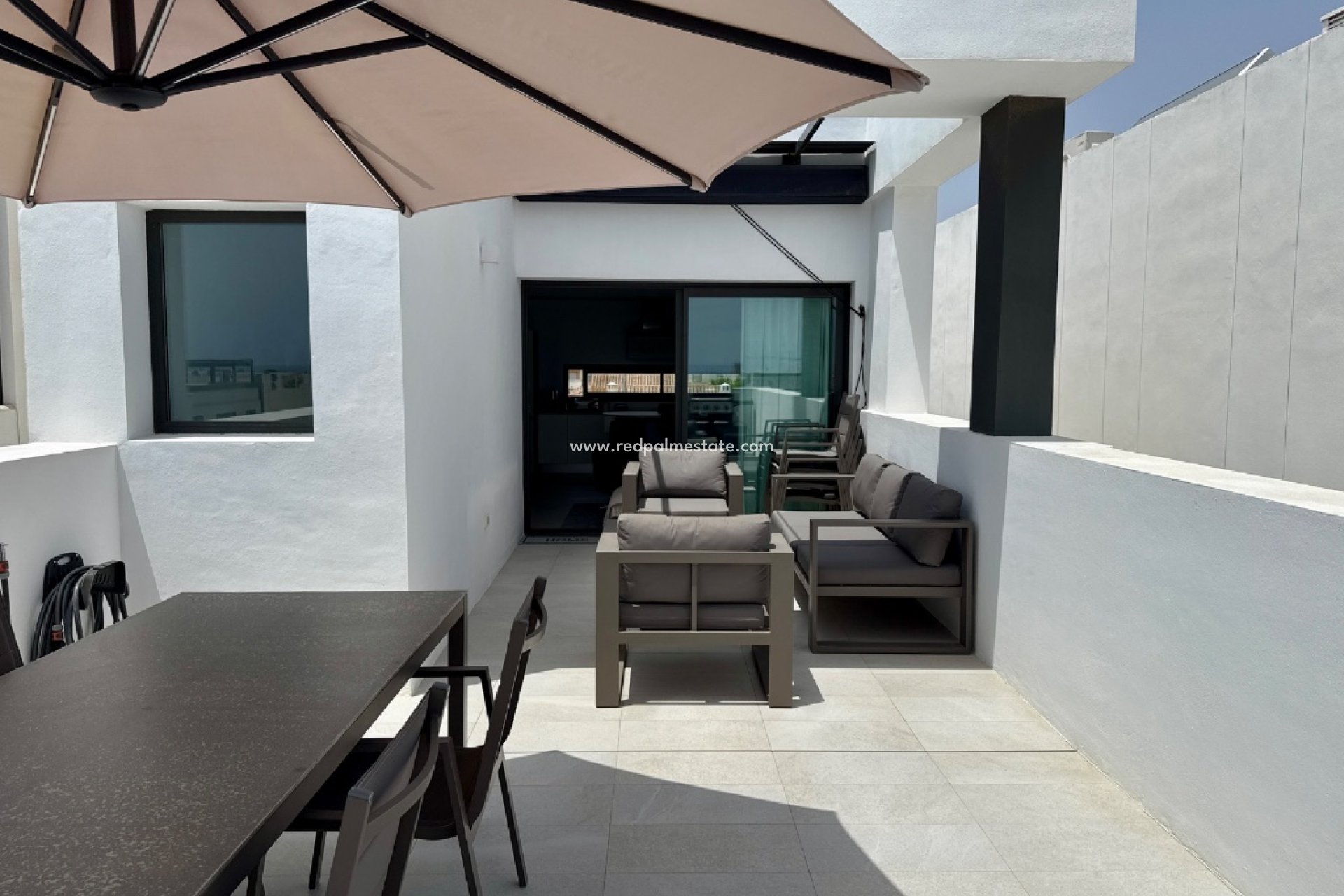 Resale - Apartments -
Pilar de la Horadada - Mil Palmeras