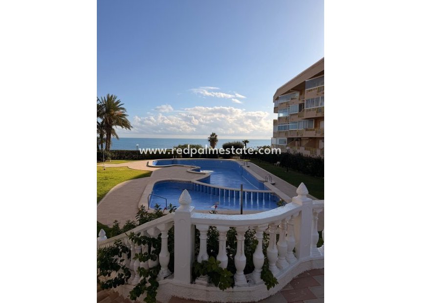 Resale - Apartments -
Pilar de la Horadada - Mil Palmeras