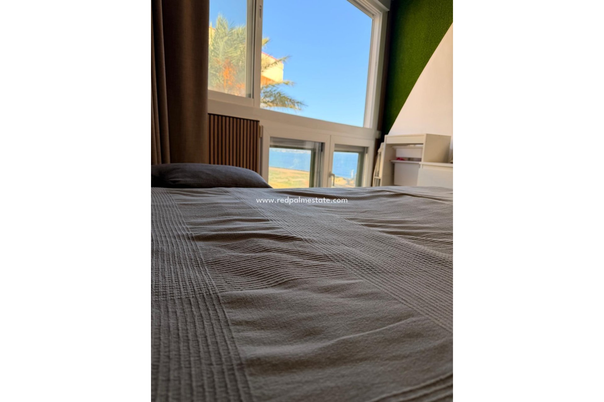 Resale - Apartments -
Pilar de la Horadada - Mil Palmeras