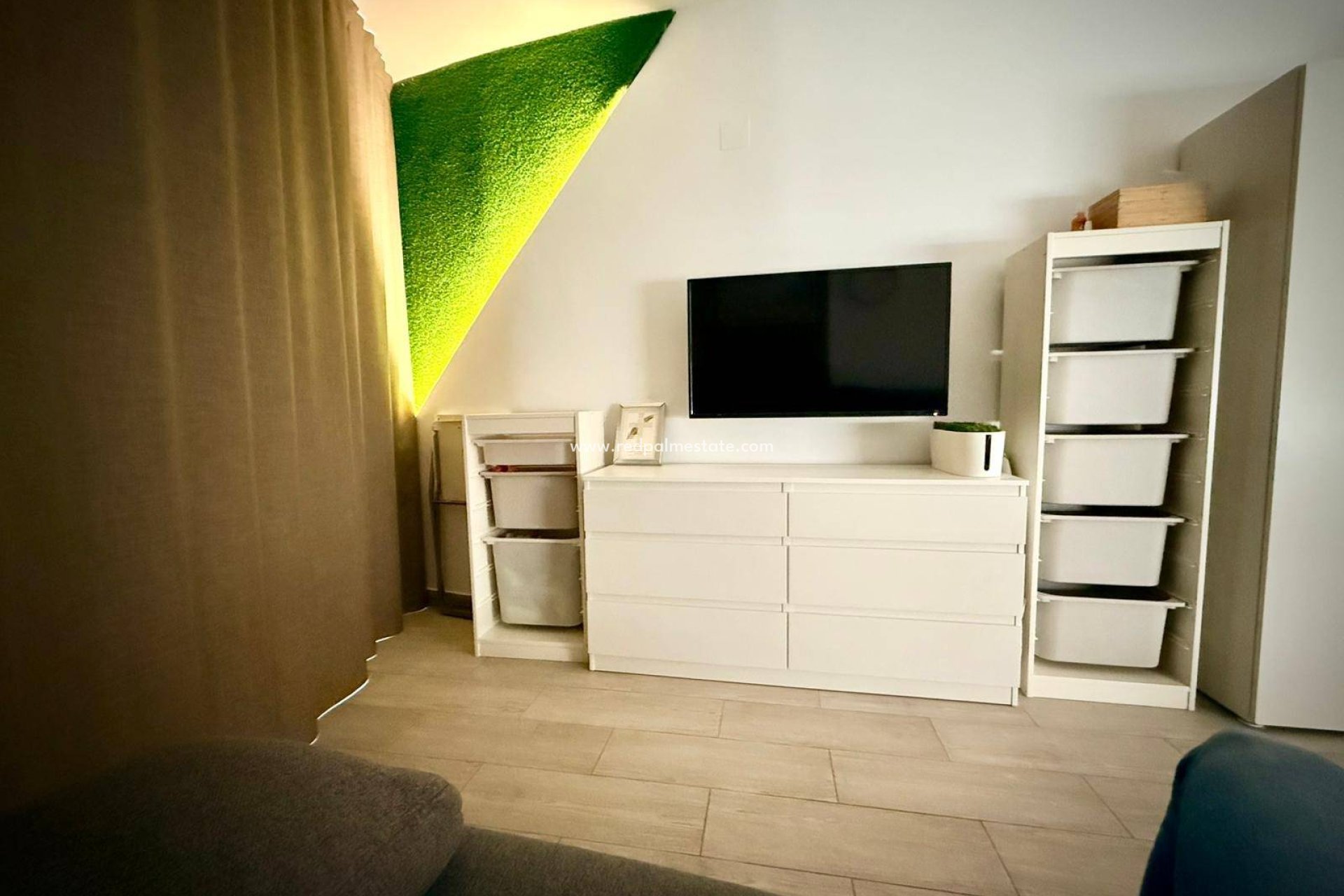 Resale - Apartments -
Pilar de la Horadada - Mil Palmeras