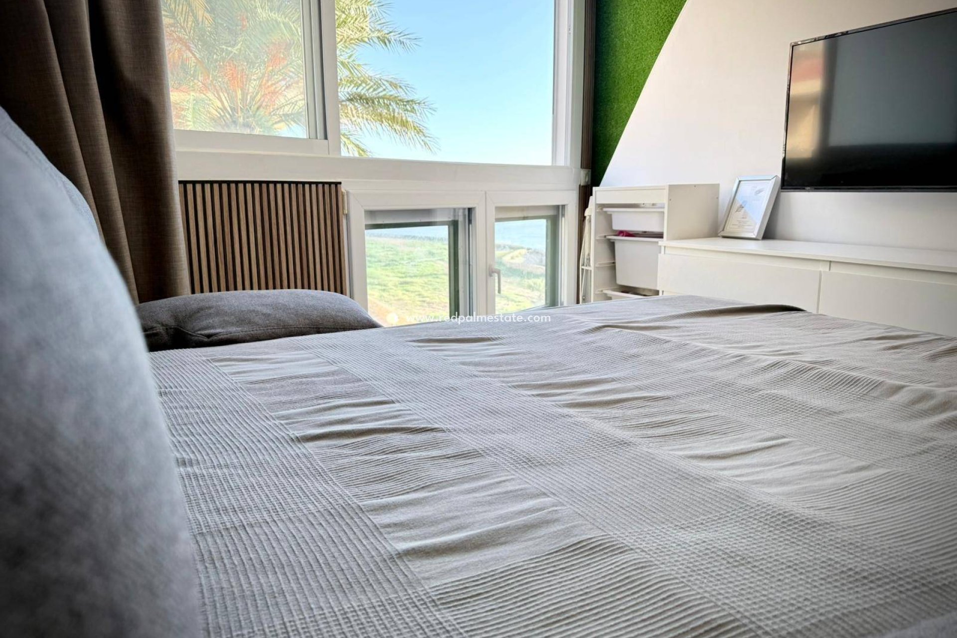 Resale - Apartments -
Pilar de la Horadada - Mil Palmeras